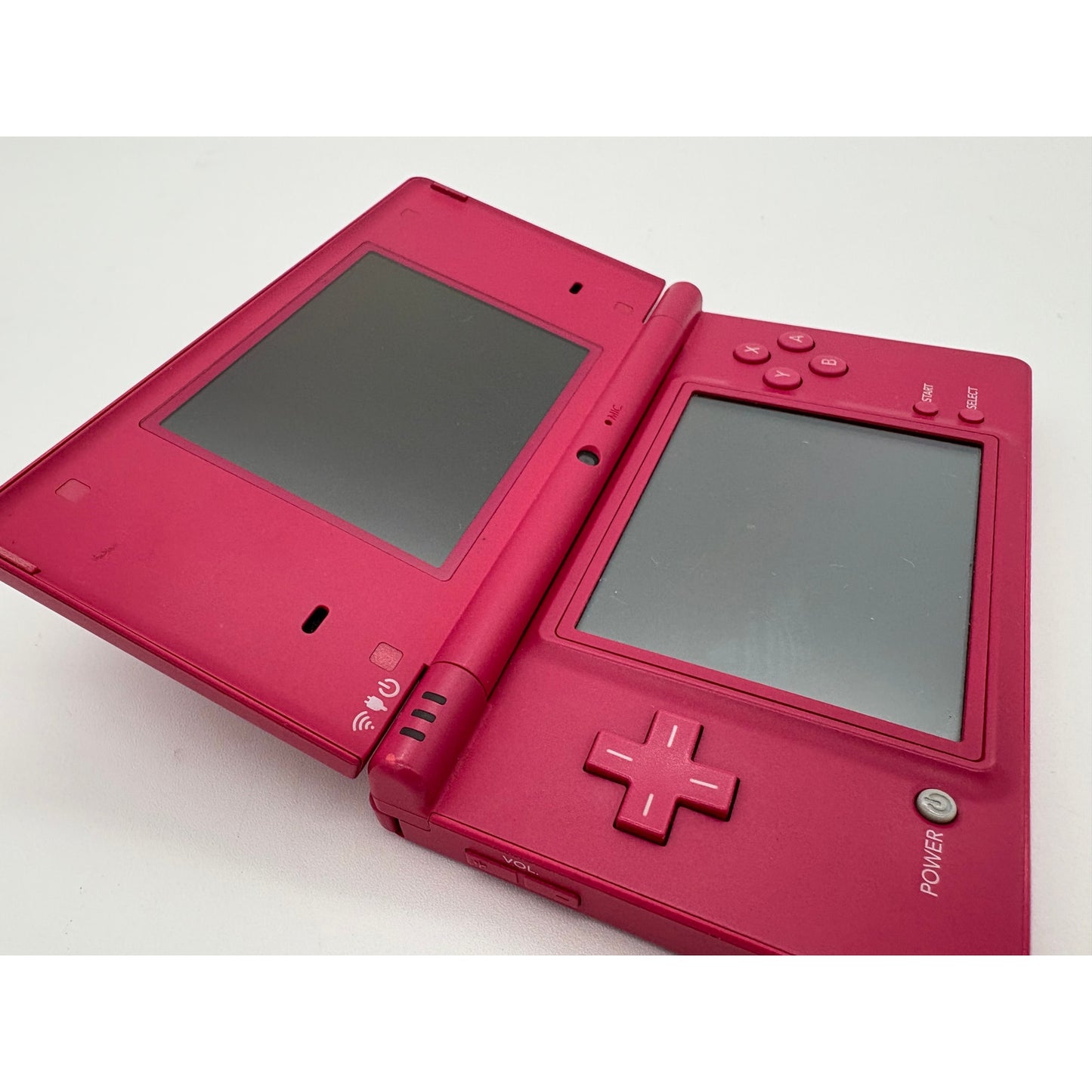 Boutique Pink Nintendo DSi - TWiLight Menu++