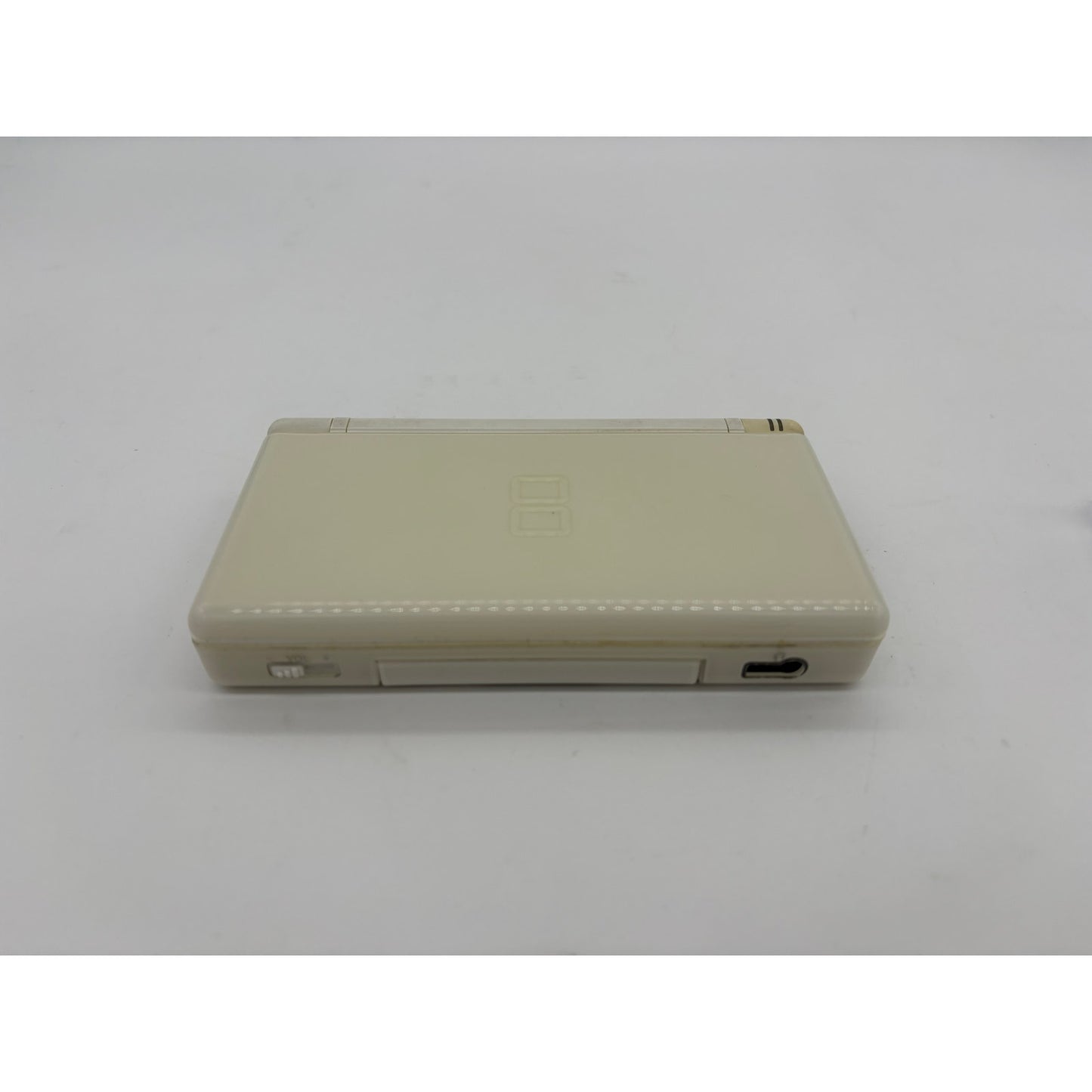 White Nintendo DS Lite