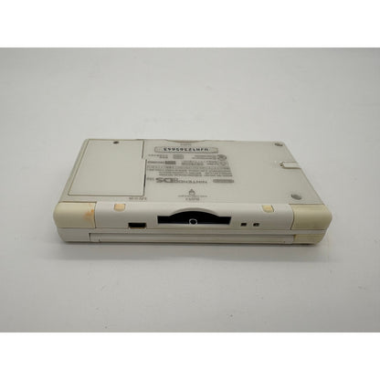 White Nintendo DS Lite